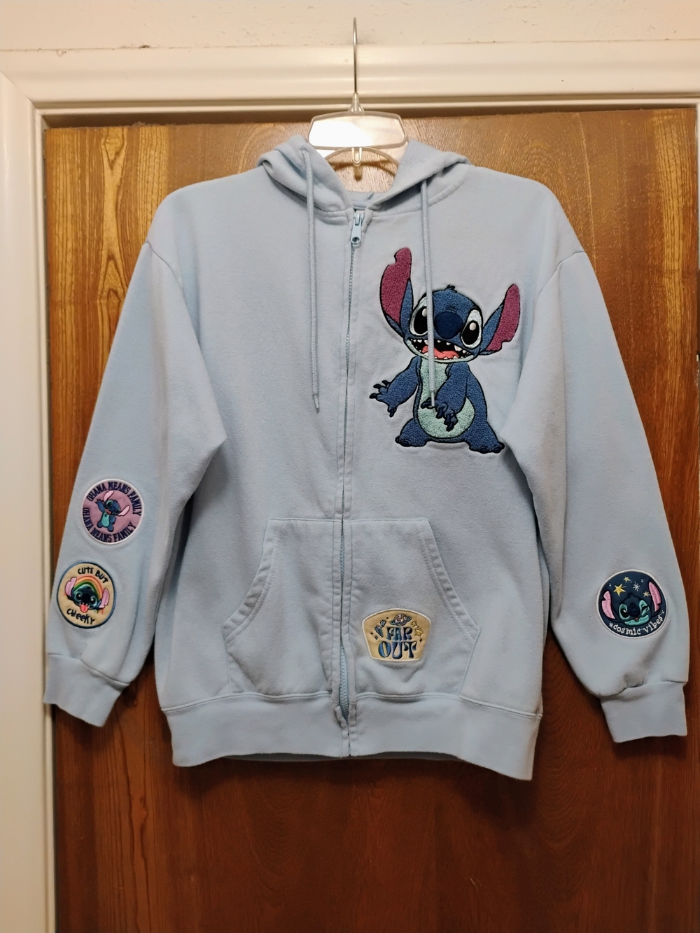 Ladies Disney Stitch Periwinkle Embroidered Zip Up Hoodie. Size Medium